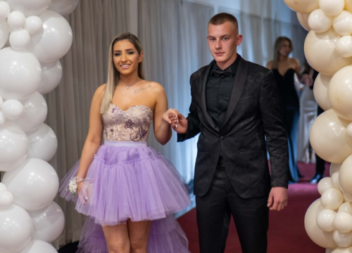 Fotografija 17 - Zavirite na maturalni ples šibenske Medicinske škole (1)