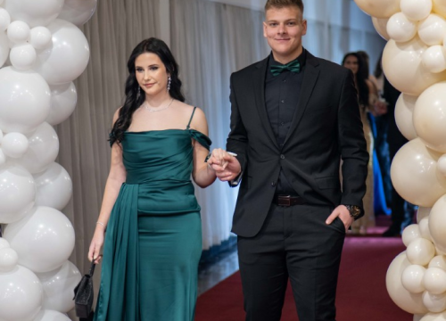 Fotografija 23 - Zavirite na maturalni ples šibenske Medicinske škole (1)