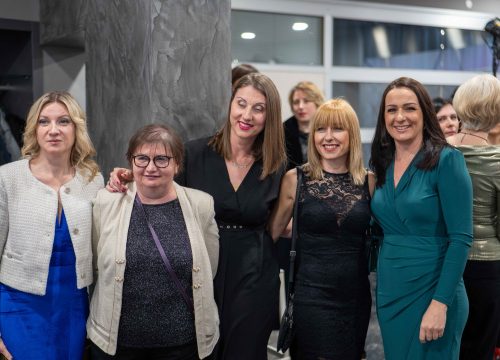 Fotografija 3 - Zavirite na maturalni ples šibenske Medicinske škole (1)