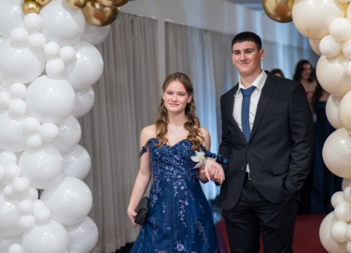 Fotografija 39 - Zavirite na maturalni ples šibenske Medicinske škole (1)