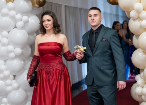 Fotografija 41 - Zavirite na maturalni ples šibenske Medicinske škole (1)