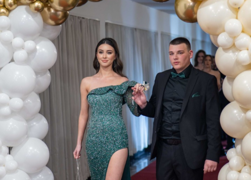 Fotografija 47 - Zavirite na maturalni ples šibenske Medicinske škole (1)