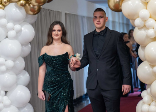 Fotografija 49 - Zavirite na maturalni ples šibenske Medicinske škole (1)