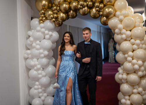 Fotografija 5 - Zavirite na maturalni ples šibenske Medicinske škole (1)