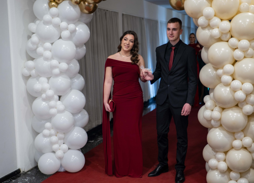 Fotografija 55 - Zavirite na maturalni ples šibenske Medicinske škole (1)