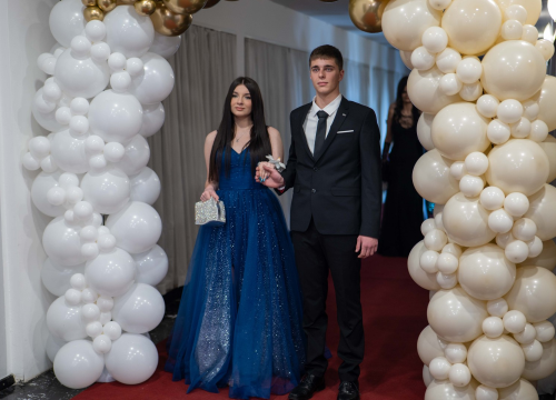 Fotografija 5 - Zavirite na maturalni ples šibenske Medicinske škole (2)