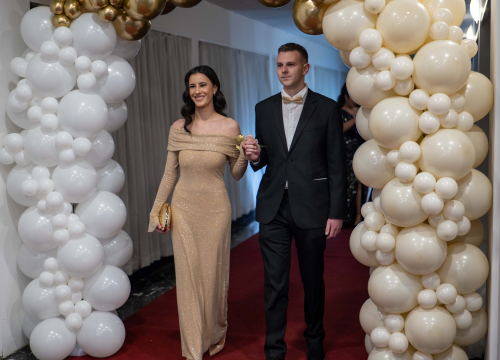 Fotografija 15 - Zavirite na maturalni ples šibenske Medicinske škole (2)