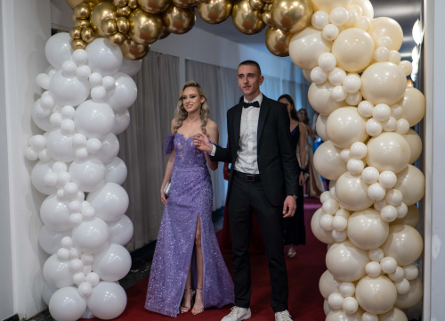 Fotografija 8 - Zavirite na maturalni ples šibenske Medicinske škole (1)