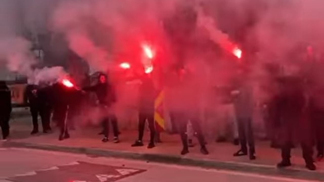 Funcuti bakljama ispratili igrače Šibenika na ključnu utakmicu u Veliku Goricu