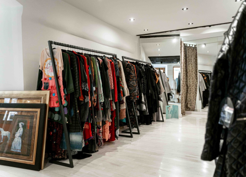 Fotografija 10 - FOTO Otkrijte unikatne umjetnine i modne komade Galerije Juraj Dalmatinac