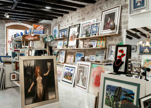 Fotografija 13 - FOTO Otkrijte unikatne umjetnine i modne komade Galerije Juraj Dalmatinac