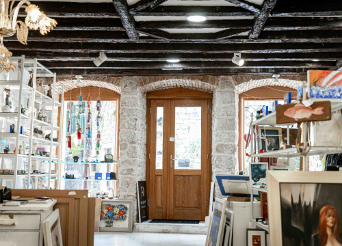 Fotografija 22 - FOTO Otkrijte unikatne umjetnine i modne komade Galerije Juraj Dalmatinac