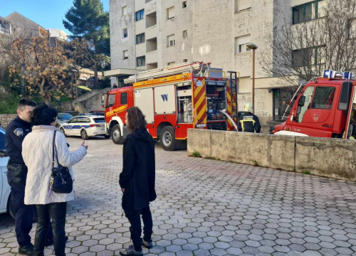 Fotografija 4 - Požar u zgradi na Baldekinu
