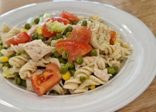 Fotografija 1 - Bakalar na brudet za početak korizme u menzi na Baldekinu