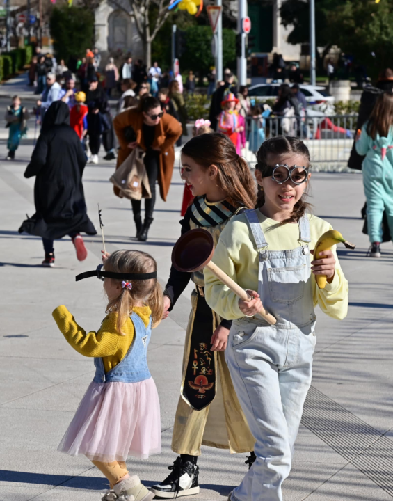 Maškarana povorka prošla kroz grad (1)