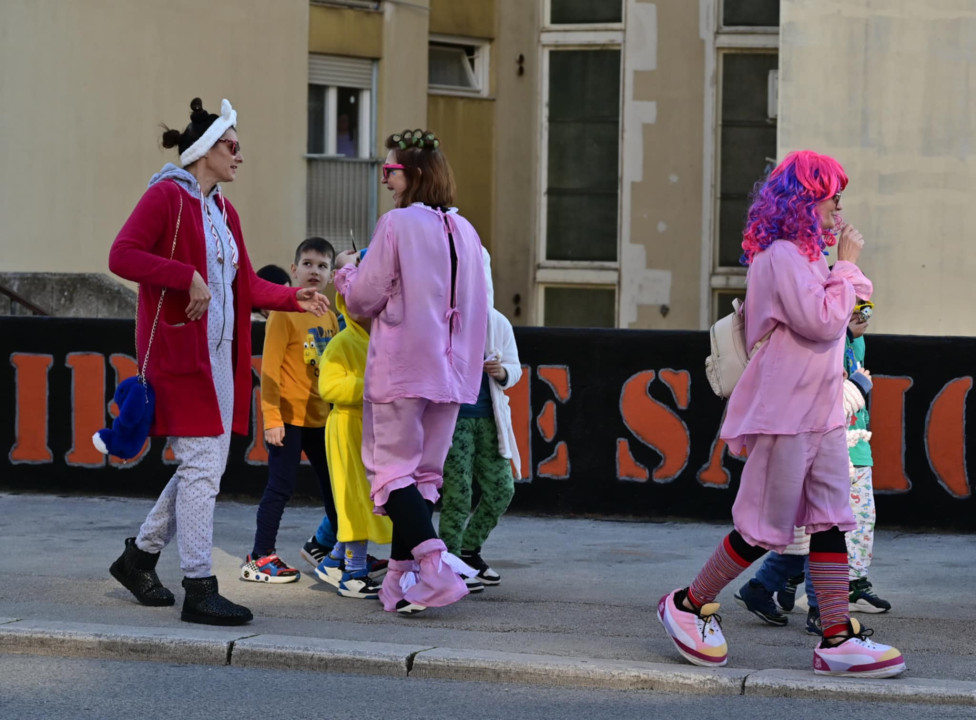 Maškarana povorka prošla kroz grad (1)