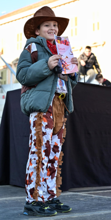 Maškarana povorka prošla kroz grad (2)