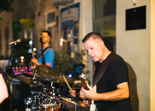 Fotografija 4 - FOTO Caffe Bar Mozart i Grupa Ljubav jamče nezaboravan Dan žena!