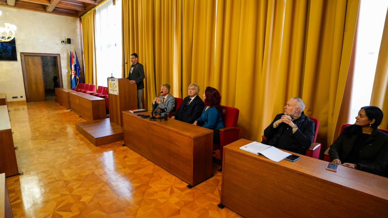 Delegacija ACES-a obišla Šibenik, titula Europskog grada sporta blizu, infrastruktura ocijenjena granično zadovoljavajućom