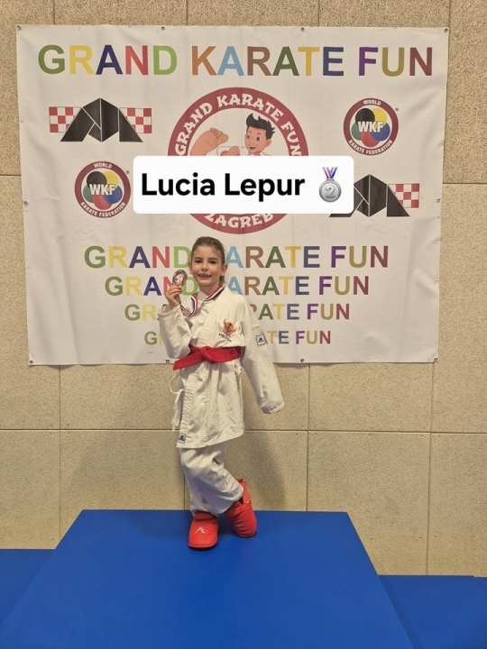 FOTO: Karataši Phoenixa uzeli osam medalja na 'Grand Karate Funu'