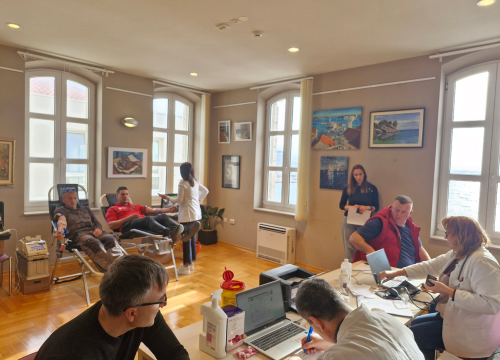 Fotografija 4 - Rekordna akcija darivanja krvi u Vodicama: Prikupljene 74 doze, došlo osam novih darivatelja