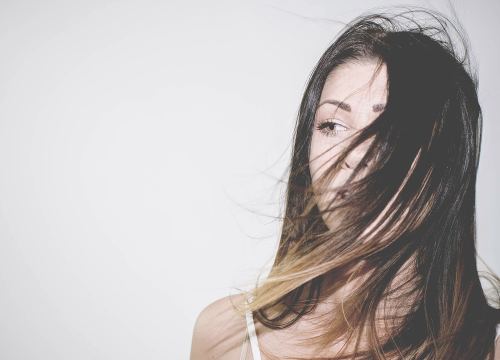 Gubitak kose čest problem i muškaraca i žena, evo kako ga usporiti