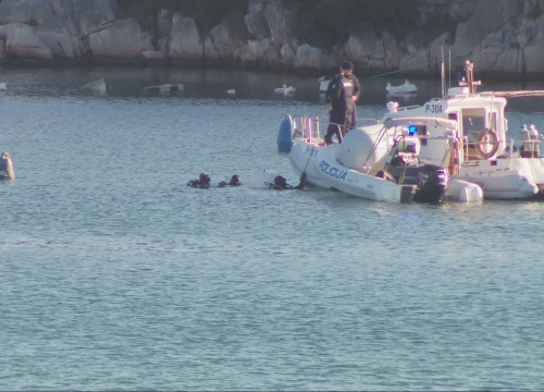 Policijski ronioci kod Batižela iz mora izvlače dvije avionske bombe