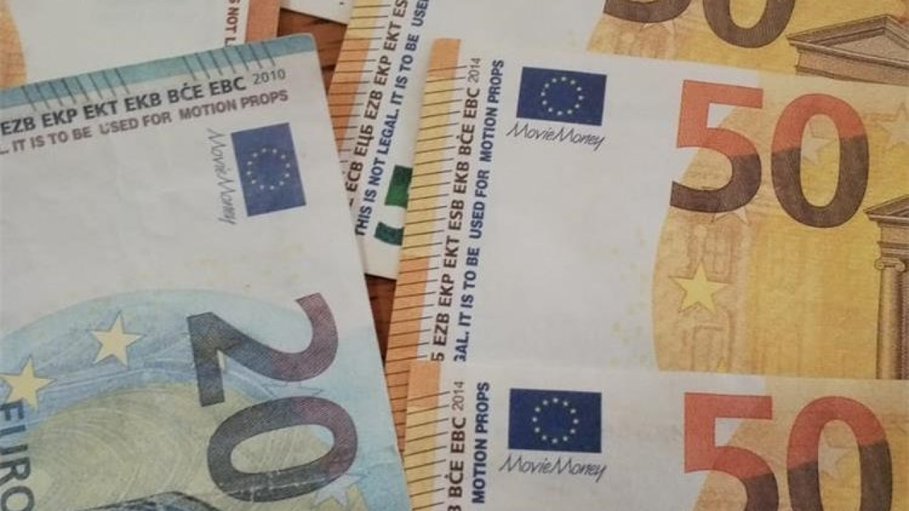 'Filmski' trikovi šibenskih tinejdžera: Kupovali lažne eure preko interneta i zaradili kaznene prijave