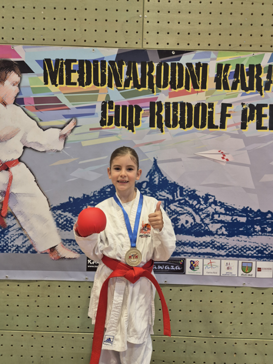 FOTO: Karataši Phoenixa uspješni na turniru u Križu, klub najbolji u borbama, drugi ukupno