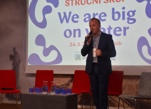 Fotografija 3 - Inicijativa ‘Voda Malih Divova’ proslavila prvi rođendan: ‘Umrežili smo 100 punionica u ugostiteljskim objektima diljem županije’