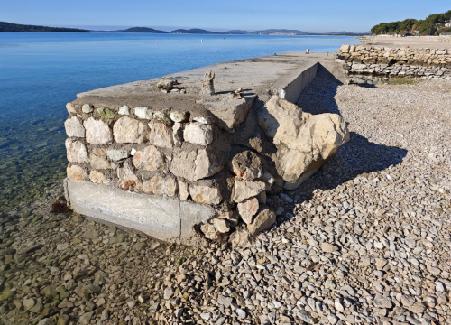 Fotografija 2 - Završeni radovi na sanaciji pomorskog dobra u Brodarici, Grebaštici, Zablaću i na Jadriji