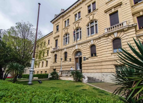 Muškarac (58) u Betini sagradio kuću, bazen i stavio solarne panele. Falila mu samo dozvola