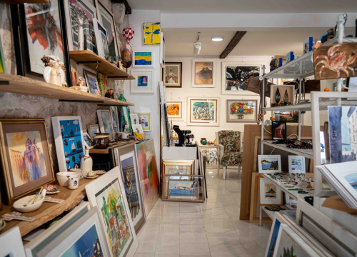 Fotografija 14 - FOTO Proljeće u Galeriji Juraj Dalmatinac: Unikatna umjetnička djela, popusti i modni noviteti!