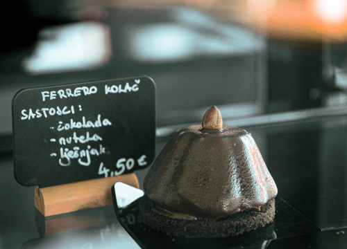 Fotografija 22 - FOTO U Pizzaholicu probajte rimsku pinsu i al taglio jer hrskavost mijenja pravila!