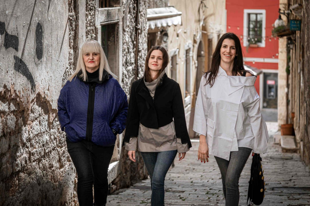 FOTO Proljeće u Galeriji Juraj Dalmatinac: Unikatna umjetnička djela, popusti i modni noviteti!