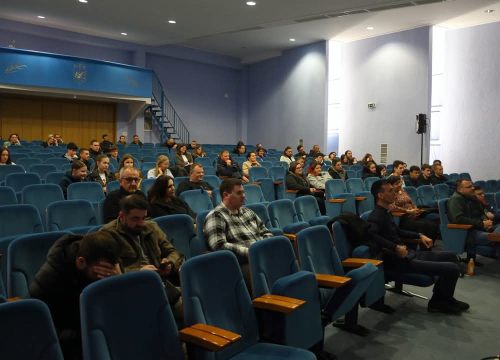 Fotografija 1 - Saborski zastupnik Marin Miletić gostovao na susretu mladih u Šibeniku