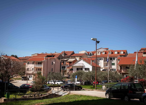 Fotografija 2 - Možda Meterize ne izgledaju atraktivno, ali zato imaju pogled od milijun eura