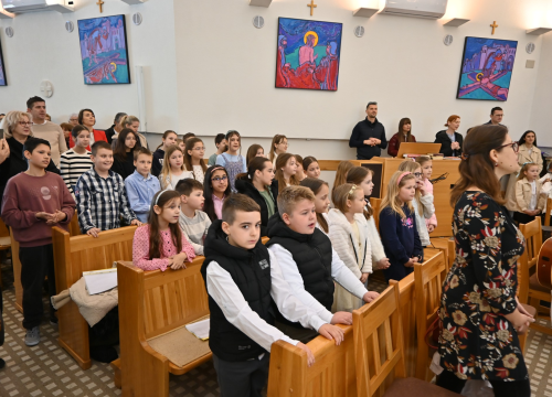Fotografija 7 - Dječji zbor sa zagrebačke Knežije gostovao u Župi sv. Ante Padovanskog na Šubićevcu