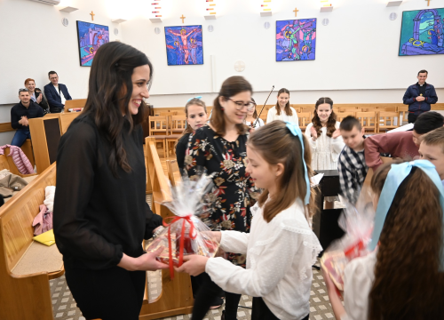 Fotografija 29 - Dječji zbor sa zagrebačke Knežije gostovao u Župi sv. Ante Padovanskog na Šubićevcu