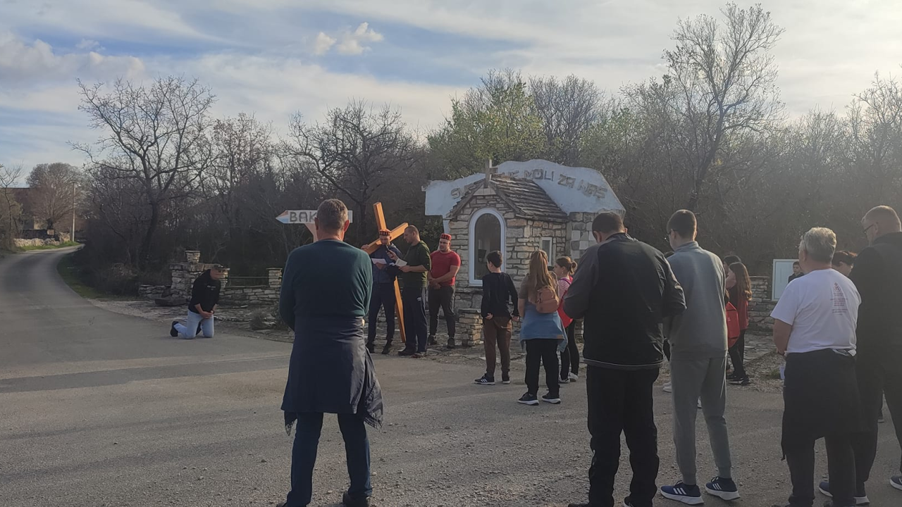 Molitva i zajedništvo kroz bogatu sakralnu baštinu. U nedjelju Križni put kroz Prominski kraj