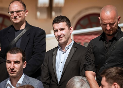 Fotografija 5 - Florijan Žižić za župana, Goran Šimić za dožupana: Na Poljani se predstavila Nezavisna lista načelnika i vijećnika