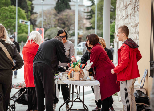 Posjetite uskrsni štand Udruge Kamenčići na Poljani i pronađite unikatne ukrase