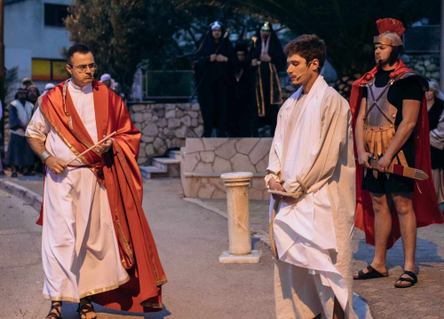 Fotografija 5 - Župljani izveli snažno uprizorenje 'Muke' uoči Velikog tjedna