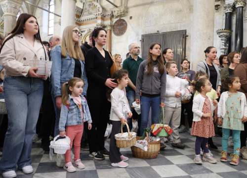 Fotografija 1 - Blagoslov hrane u šibenskoj katedrali okupio brojne vjernike