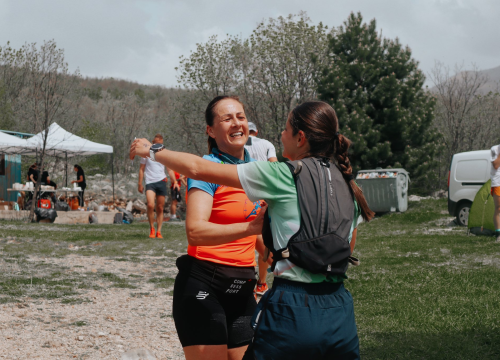 Fotografija 9 - Sto trkača pokorilo Sinjal. Slavili Ante Pešić Golub i Ivana Vrvilo Baučić