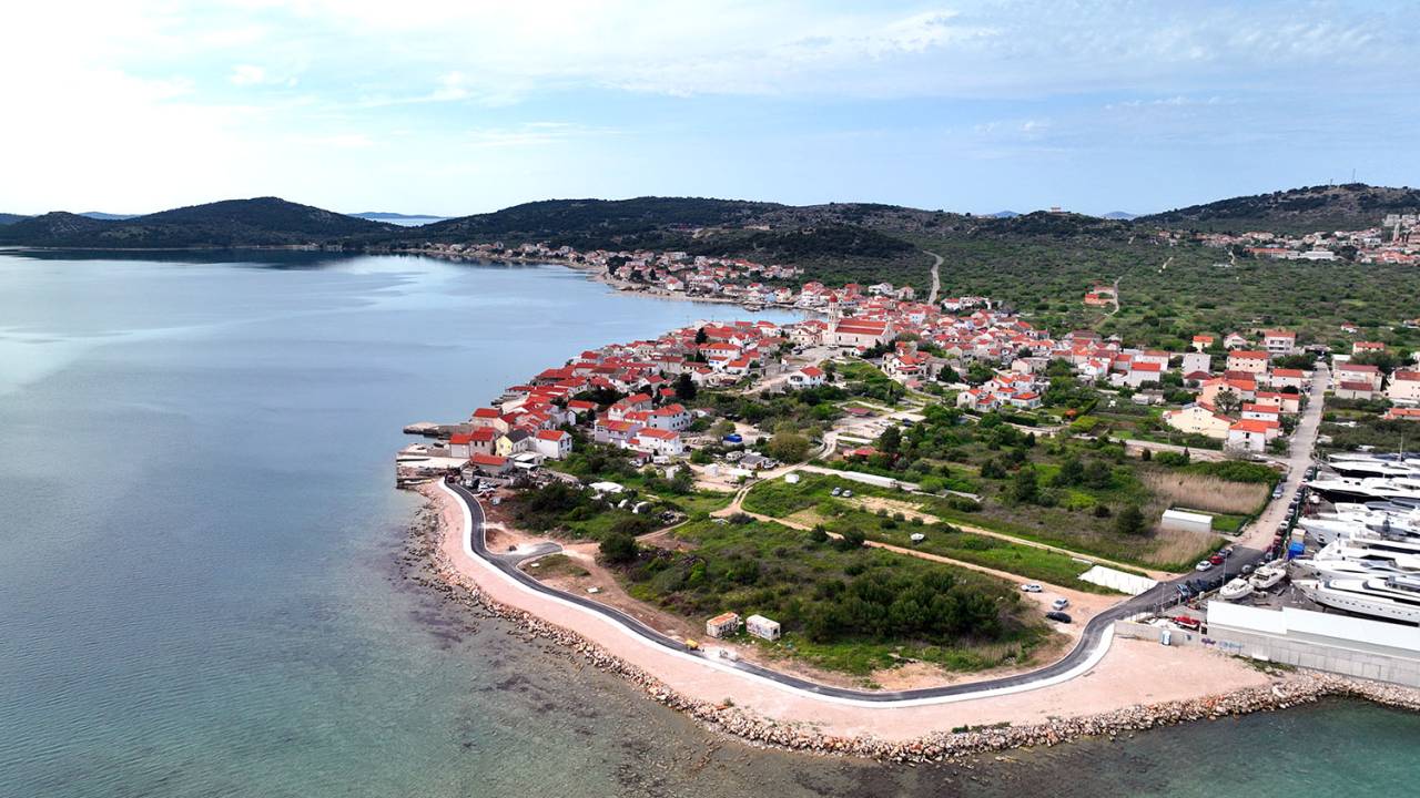 Općini Tisno 44 tisuće eura za uređenje ulice Kapelica u Betini