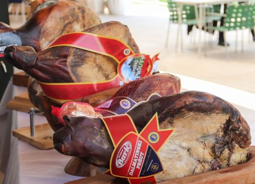 Fotografija 3 - 11. Dani hrvatskog pršuta