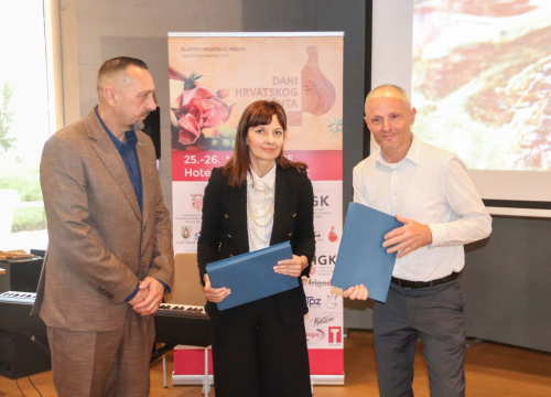 Fotografija 7 - 11. Dani hrvatskog pršuta