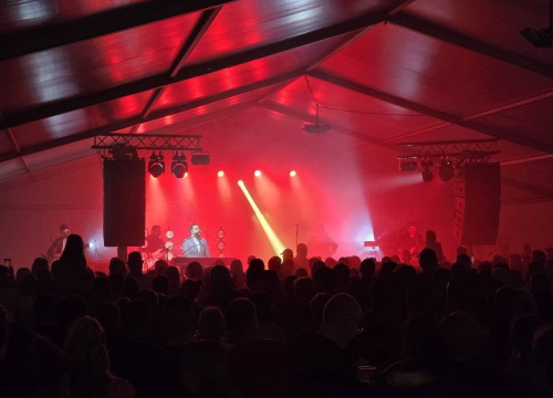 Fotografija 3 - Jurjevo u Pirovcu: Petar Grašo oduševio publiku, nastavak fešte večeras