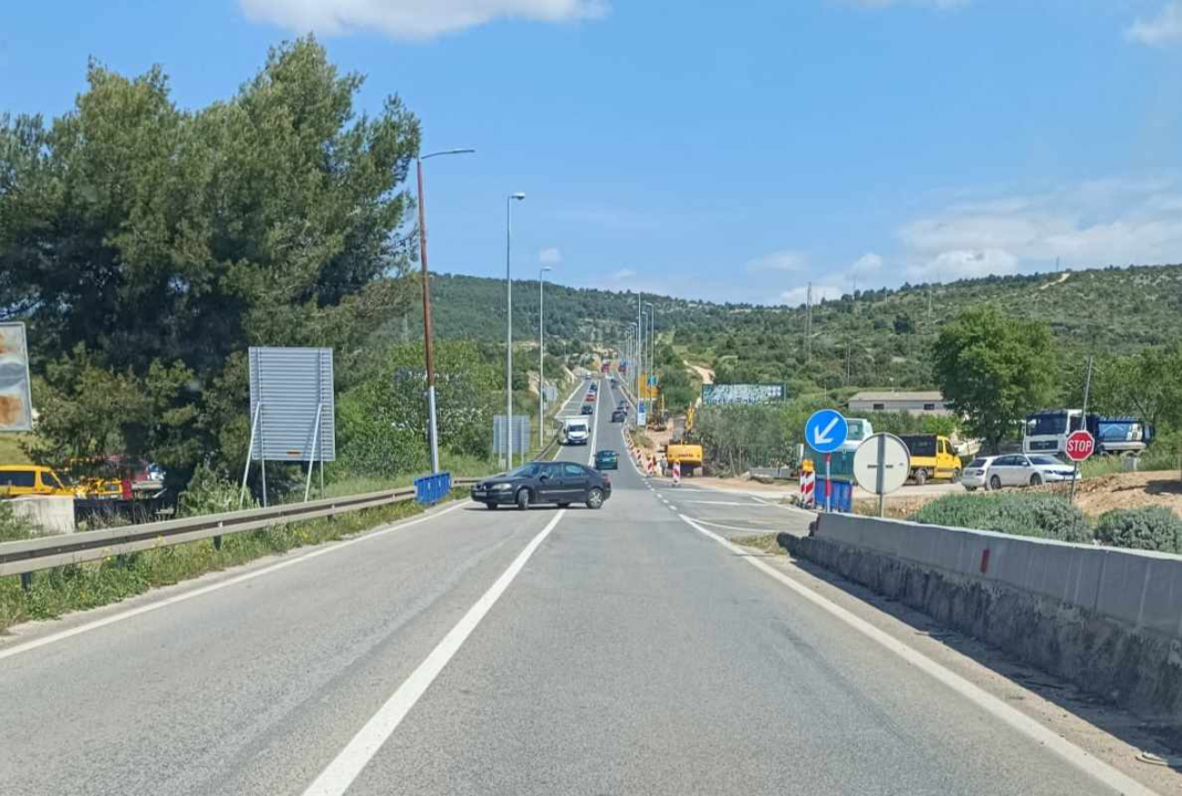 Rizično i nedozvoljeno skretanje na dnu 'tri trake' kod Ražina: 'Bit će ovog cijelo ljeto'